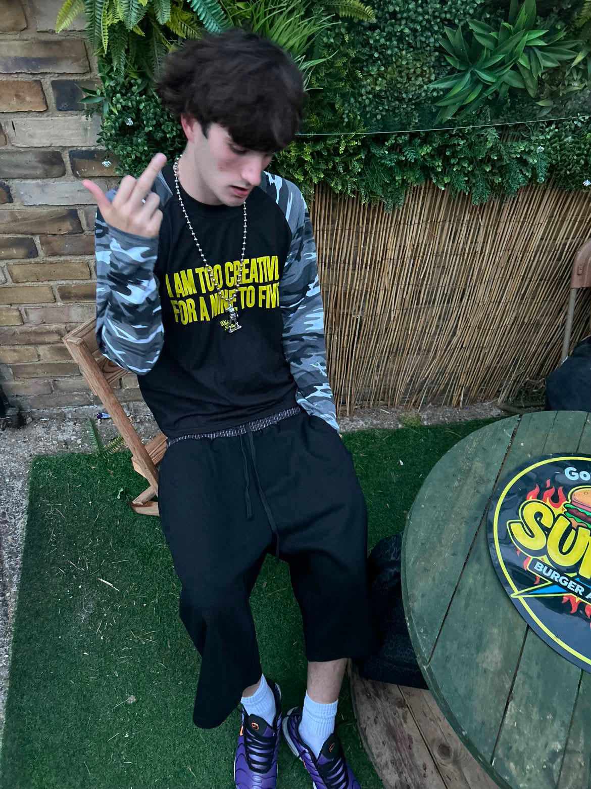 URBN LONG SLEEVE